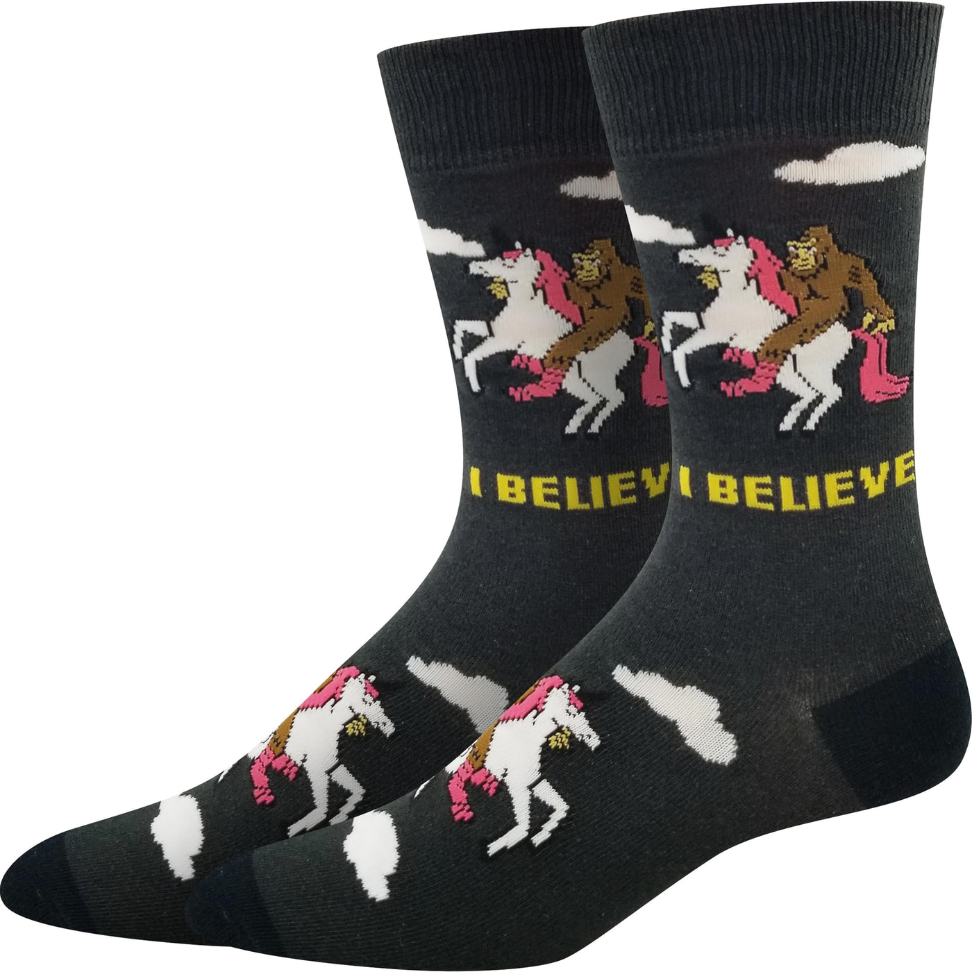 picture of i-believe-bigfoot-socks